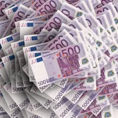 Ile waluty można przewieźć przez granicę – kluczowe informacje, które musisz znać