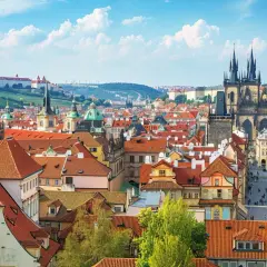 Jakie atrakcje zobaczyć w Pradze? Praktyczny przewodnik dla turystów