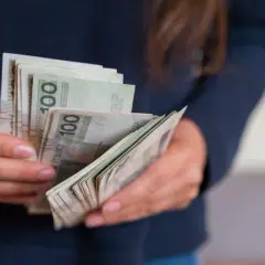 Jak skutecznie odzyskać zaliczkę od biura podróży i uniknąć strat