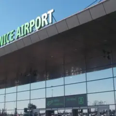 Jak sprawnie odebrać pasażera z lotniska Pyrzowice: praktyczny poradnik
