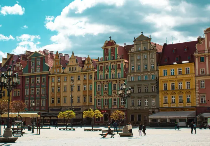 Ile kosztuje taksówka z lotniska do centrum Wrocławia? Ceny zaskakują