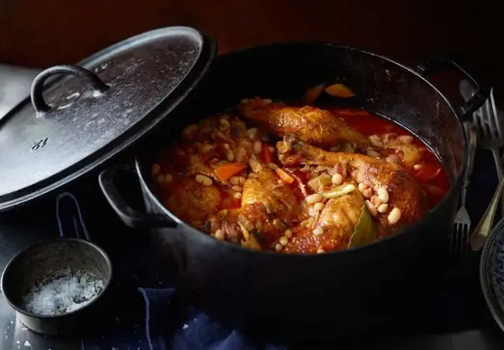 Cassoulet: Odkryj tajemnice tradycyjnego dania z Francji