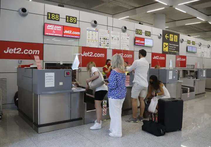Biura podróży w Anglii – Jakie wybierać dla idealnych wakacji?