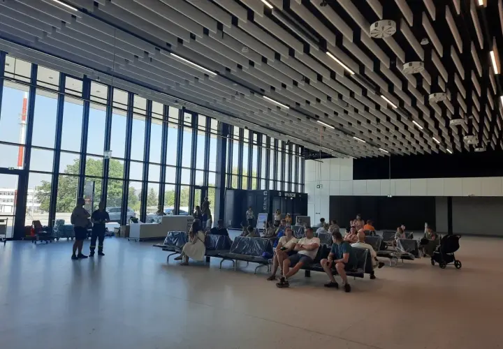 Lotnisko w Radomiu oficjalnie otwarte: poznaj szczegóły inauguracji lotu