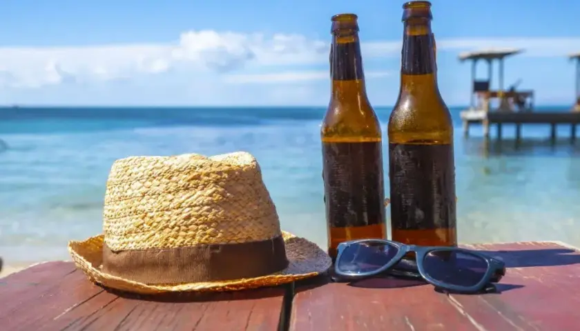 Jak przewieźć alkohol na Malediwy i uniknąć kłopotów z prawem